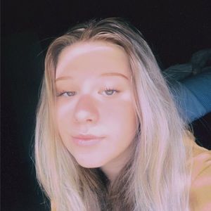 Meet your Posher, Kiya